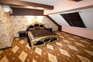 Гостиница Gallery Park Volgograd Волгоград Номер люкс президентский-5