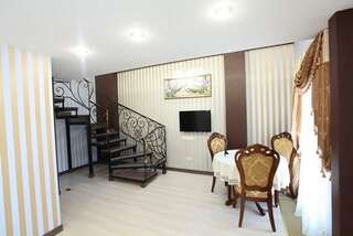 Гостиница Gallery Park Volgograd Волгоград Номер люкс улучшенный-6